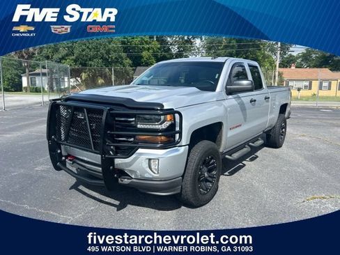 Used 2018 Chevrolet Silverado 1500 LT w/ Redline Edition AWD/4WD image 1