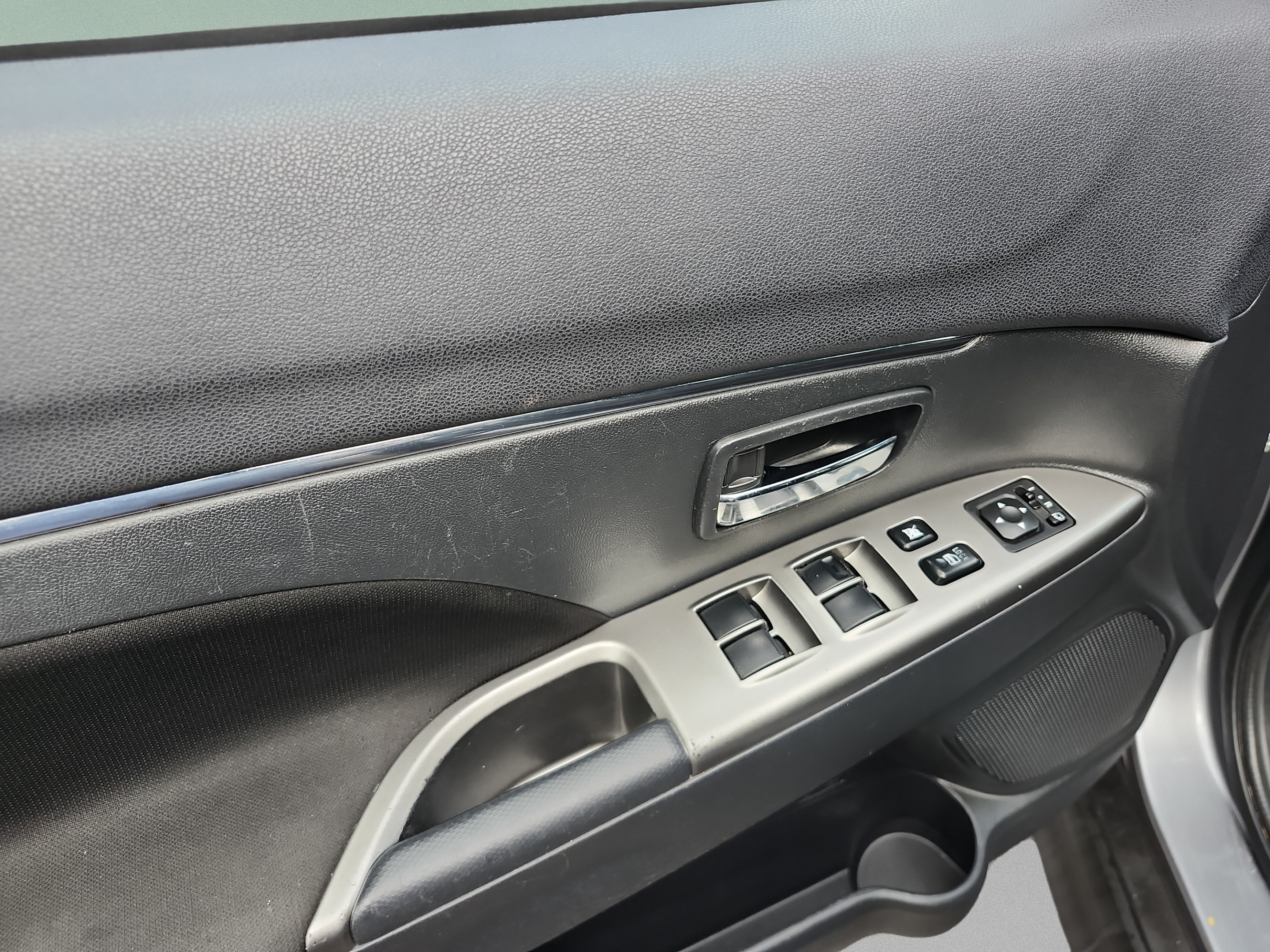 Used 2020 Mitsubishi Outlander Sport SE FWD image 16