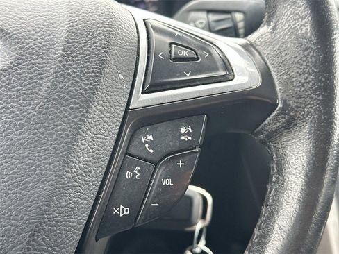 Used 2014 Ford Fusion SE w/ Equipment Group 202A image 23