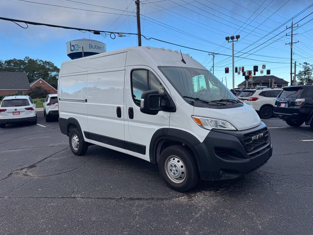 Used 2023 RAM ProMaster 3500 FWD image 4