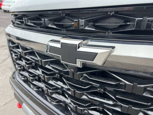 Used 2025 Chevrolet Traverse Z71 w/ Driver Confidence Package image 11