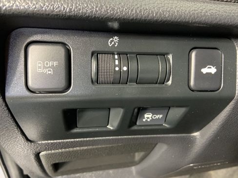 Used 2017 Subaru WRX STI Limited image 9