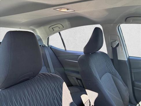 Used 2025 Toyota Camry LE image 19