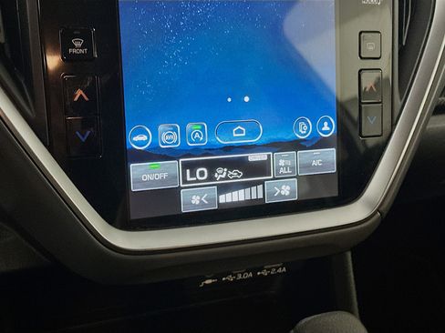 Used 2024 Subaru Crosstrek 2.0i Premium image 23