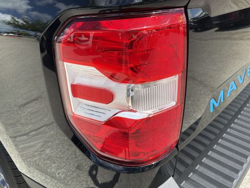 Used 2025 Ford Maverick XLT FWD image 9
