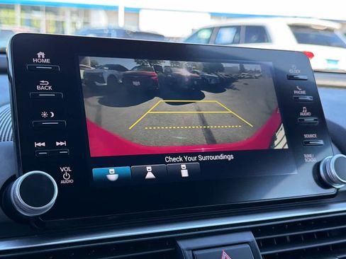 Used 2019 Honda Accord Sport image 16