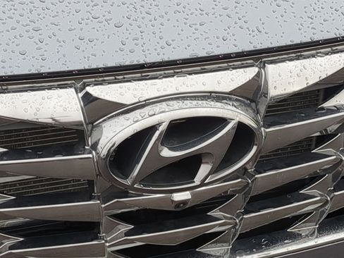 Used 2022 Hyundai Tucson Limited image 16