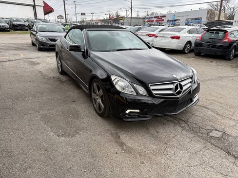 Used 2011 Mercedes-Benz E 550 Cabriolet w/ Premium 2 Pkg image 21
