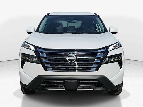 New 2026 Nissan Rogue SV FWD image 12