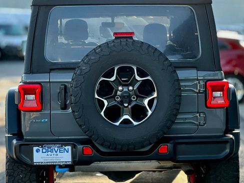 Used 2021 Jeep Wrangler Unlimited Rubicon 4xe AWD/4WD image 35