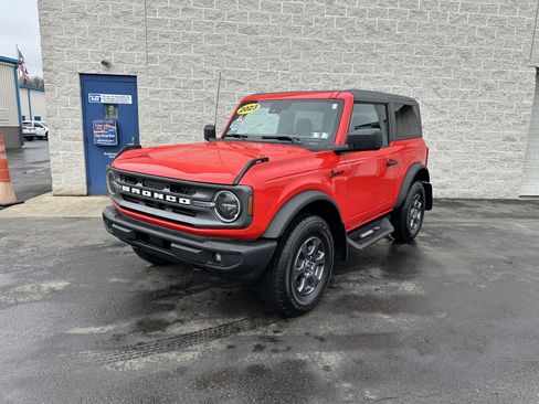 Used 2023 Ford Bronco Big Bend image 2