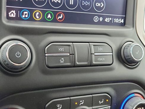 Certified 2022 Chevrolet Silverado 1500 High Country w/ Safety Package II image 28