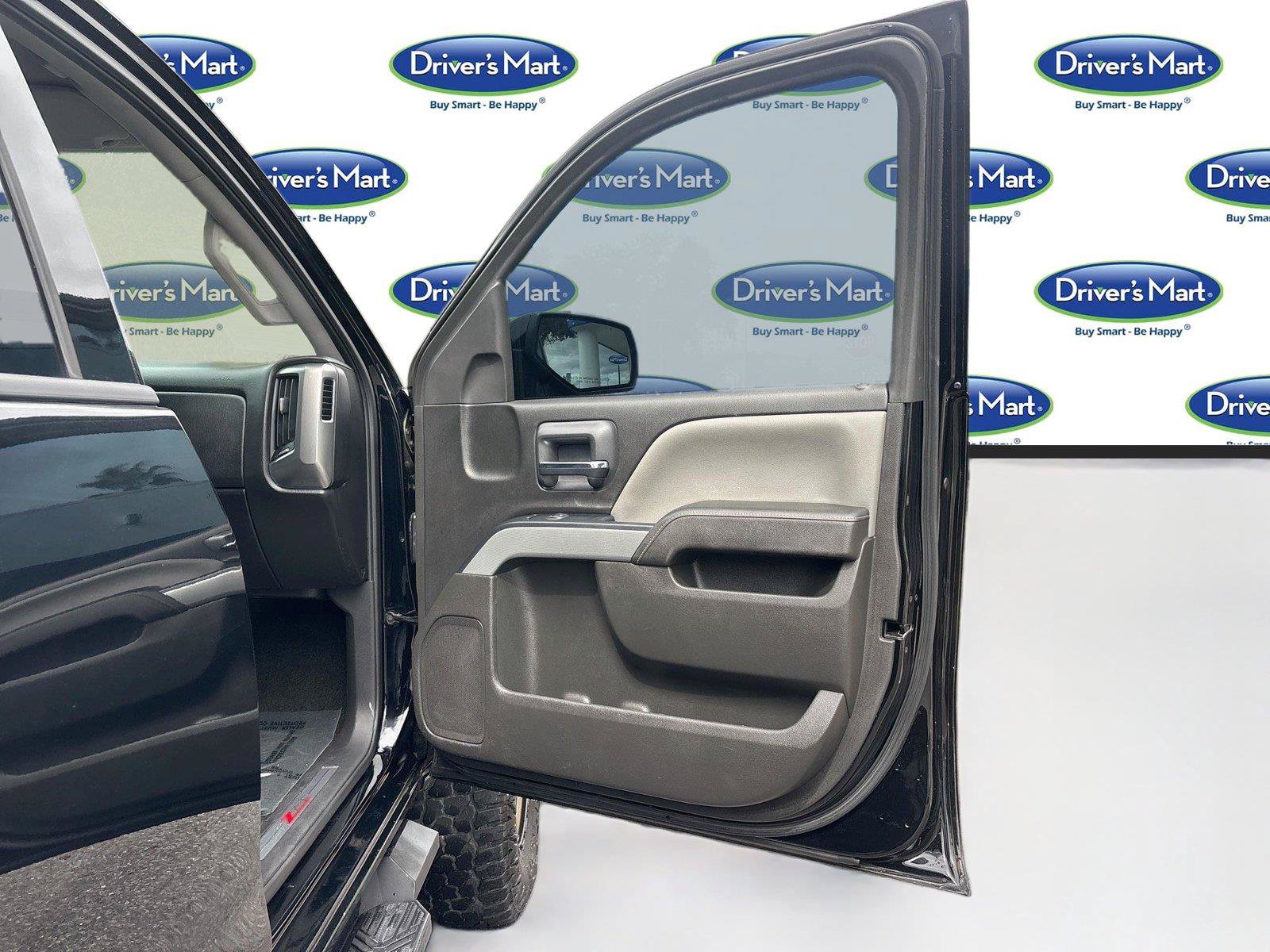 Used 2018 Chevrolet Silverado 1500 LT w/ All Star Edition AWD/4WD image 24
