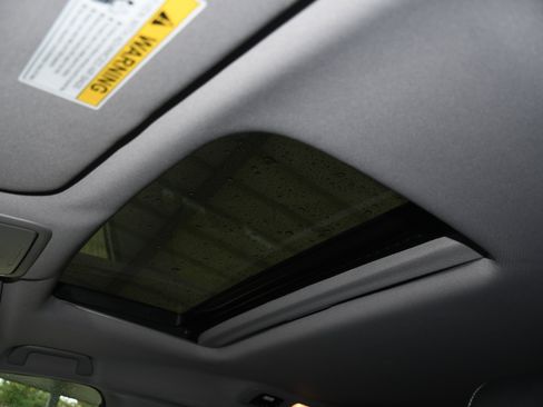 Certified 2024 Honda Odyssey EX-L image 7