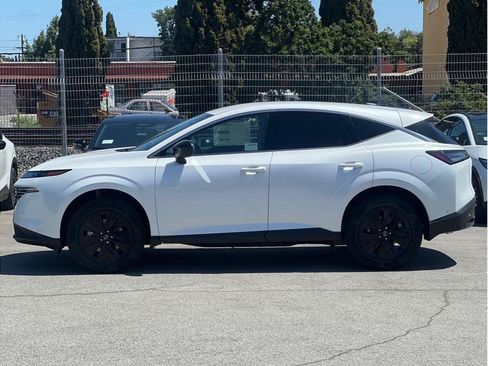 Used 2025 Nissan Murano SV FWD image 7