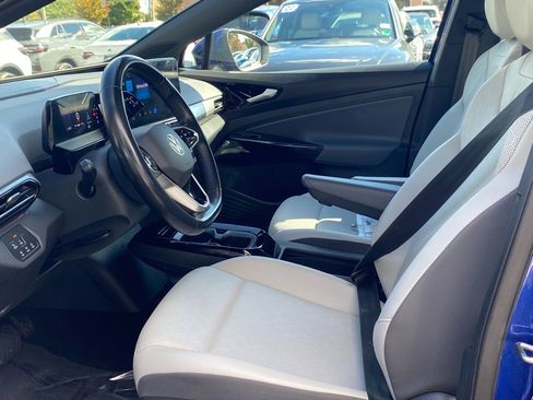 Used 2021 Volkswagen ID.4 Pro S w/ ID.4 Protection Package (IPT) image 12