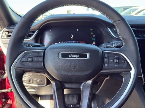 Used 2024 Jeep Grand Cherokee Limited 4xe w/ Luxury Tech Group II image 17