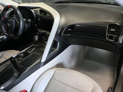 Used 2017 Chevrolet Corvette Grand Sport RWD image 13