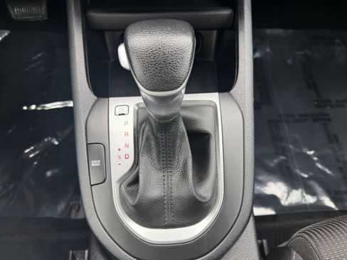 Used 2020 Kia Forte LXS FWD image 20