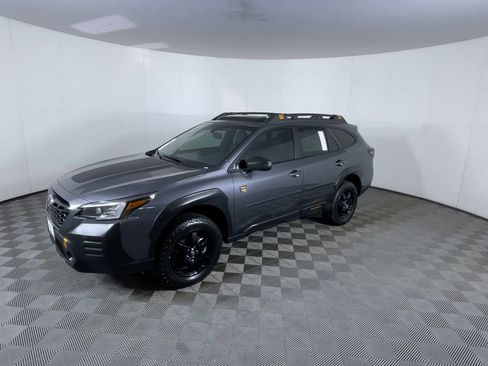 Used 2022 Subaru Outback Wilderness image 4