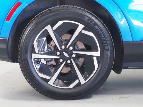 Used 2024 Chevrolet Equinox EV FWD LT w/ 2LT w/ LPO, All-Weather Mat Package image 52