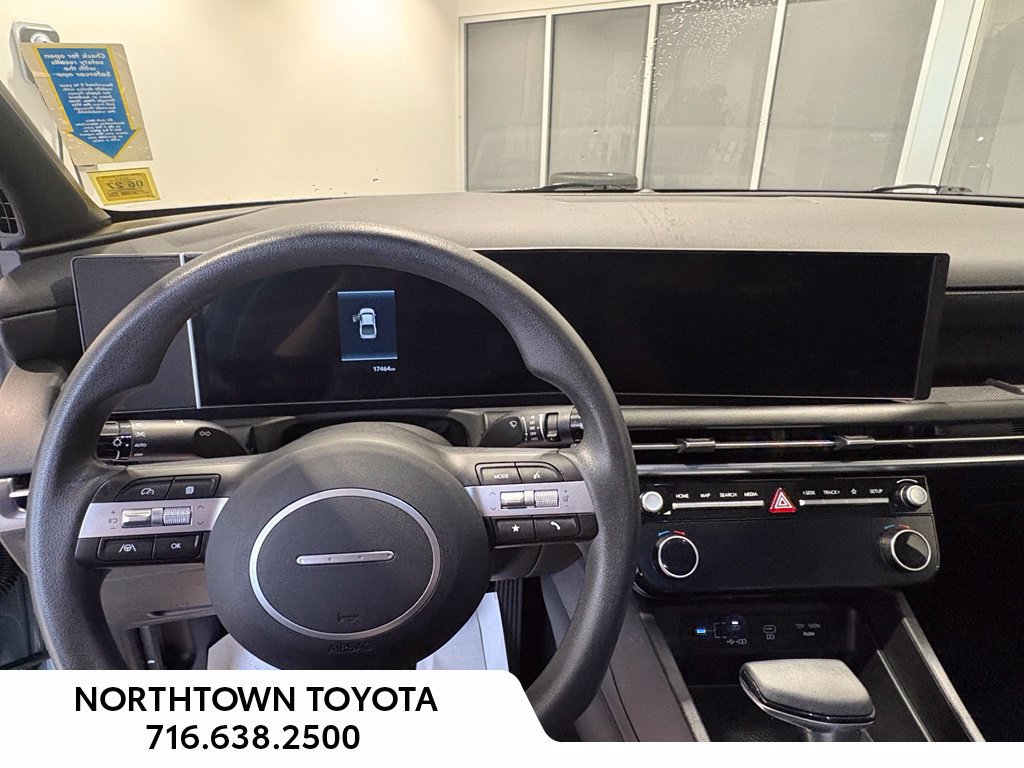 Used 2025 Hyundai Santa Cruz SEL AWD/4WD image 22