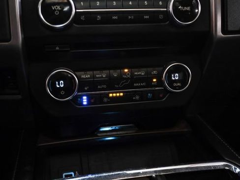 Used 2018 Ford Expedition Max Platinum image 25