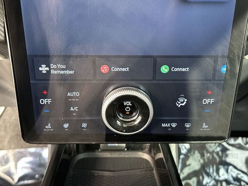 Used 2023 Ford Mustang Mach-E Premium image 17