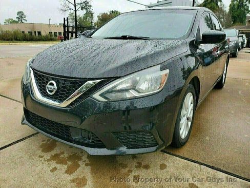Used 2019 Nissan Sentra SV image 3