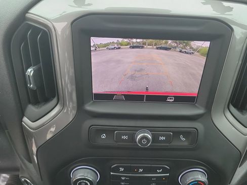 Used 2023 Chevrolet Silverado 1500 Custom image 24