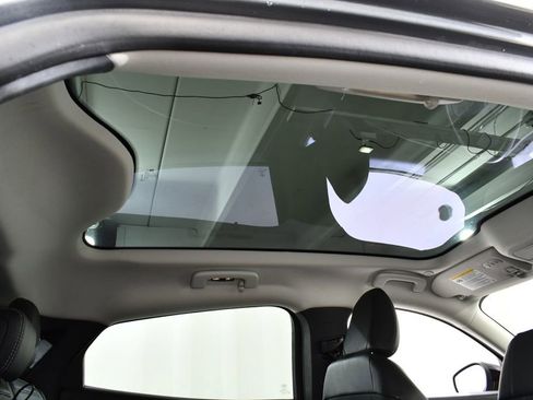 Used 2023 Ford Mustang Mach-E Premium image 18