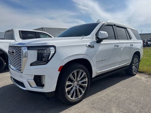 Used 2022 GMC Yukon Denali image 1