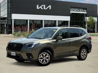 Used 2024 Subaru Forester Premium w/ POP Package 1 AWD/4WD video 1