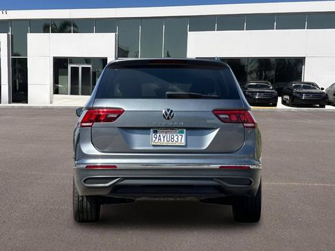Used 2022 Volkswagen Tiguan S FWD image 4