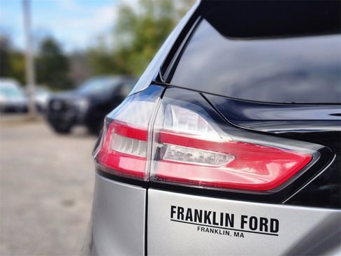 Certified 2020 Ford Edge ST w/ Cold Weather Package image 9