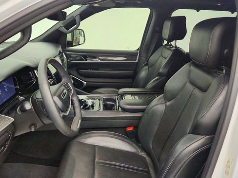 Used 2022 Jeep Wagoneer Series II w/ Convenience Group I RWD image 21
