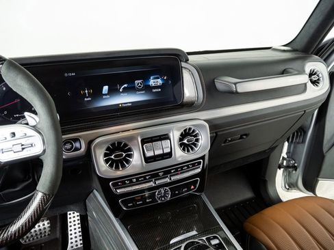 Used 2024 Mercedes-Benz G 63 AMG 4MATIC image 13