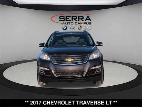 Used 2017 Chevrolet Traverse LT image 13