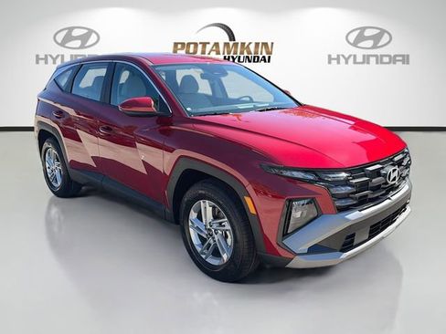 New 2026 Hyundai Tucson SE image 3