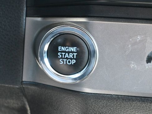 Used 2023 Toyota Tacoma SR5 RWD image 15