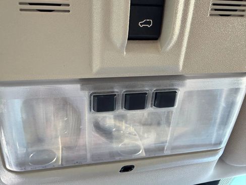 Used 2016 Land Rover LR4 HSE Silver Edition image 68