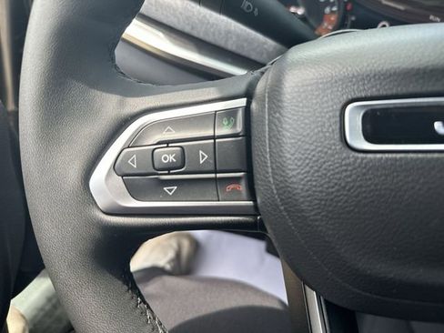 Used 2023 Jeep Compass Latitude w/ Convenience Group AWD/4WD image 42