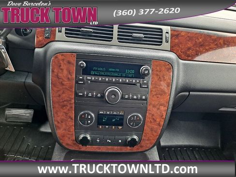 Used 2010 Chevrolet Silverado 2500 LTZ w/ Convenience Package image 19