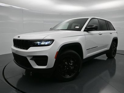 Used 2024 Jeep Grand Cherokee Altitude