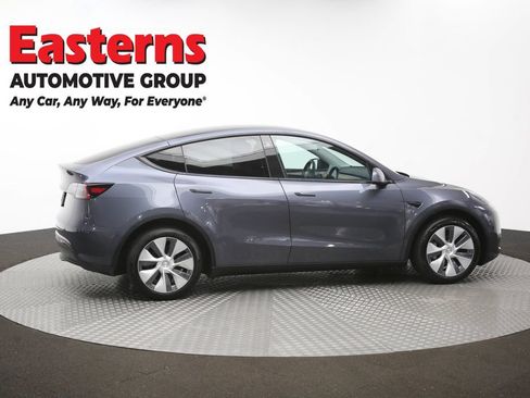 Used 2023 Tesla Model Y Long Range AWD/4WD image 38