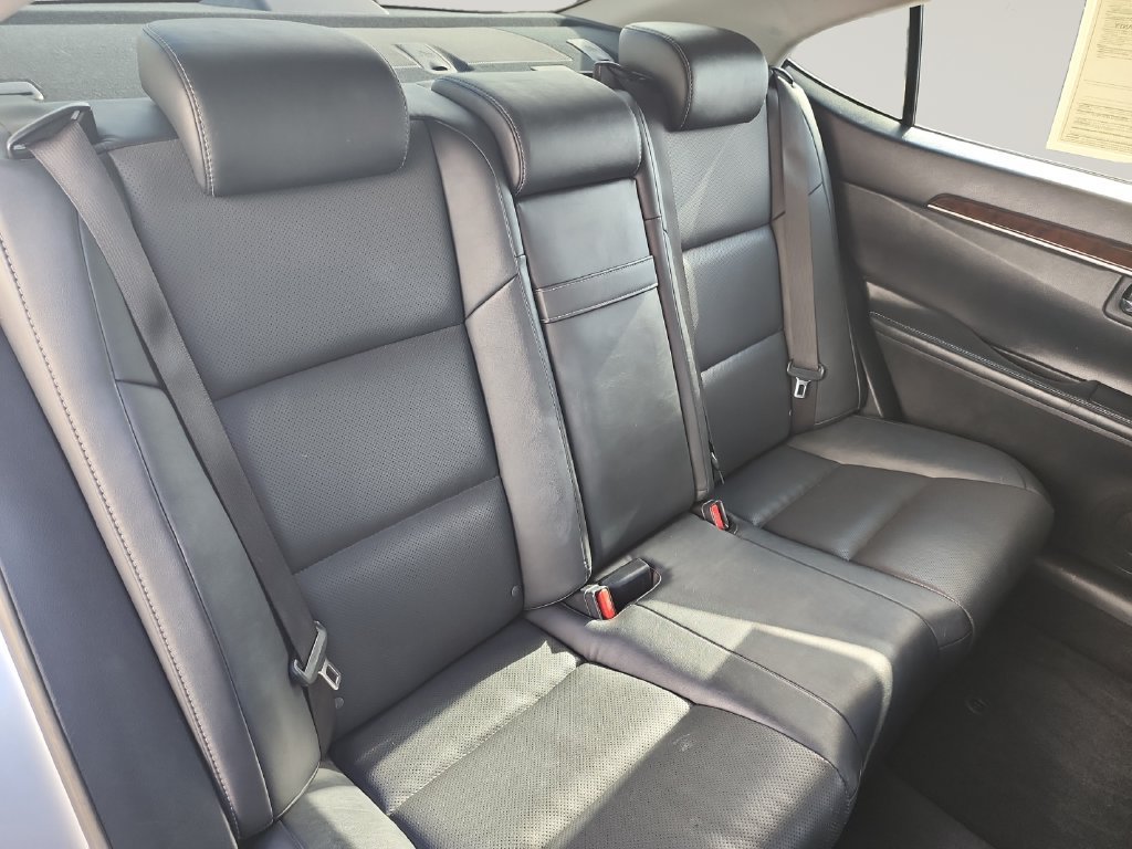 Used 2014 Lexus ES 350 w/ Premium Package FWD image 17