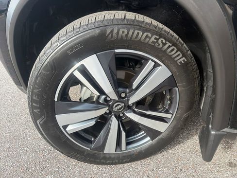 Certified 2023 Nissan Rogue SL image 41