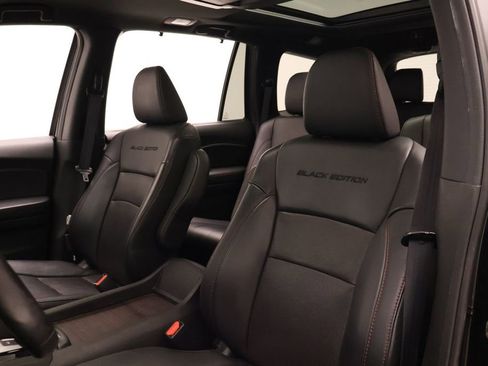 Used 2020 Honda Pilot Black Edition image 13