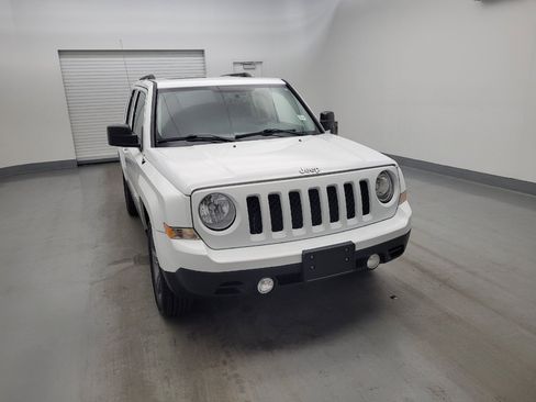 Used 2015 Jeep Patriot High Altitude AWD/4WD image 14
