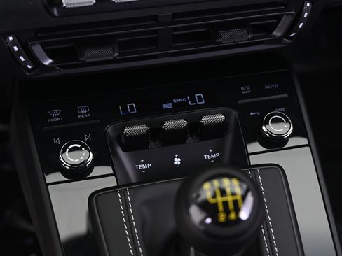 Certified 2024 Porsche 911 GT3 RWD image 31